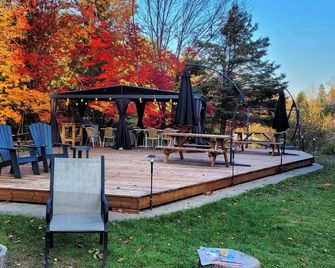 Oberge Val-David - Val-David - Patio