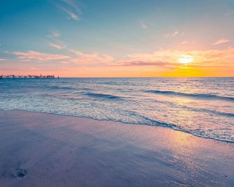 Townhouse on Tod Glenelg North - Glenelg - Пляж
