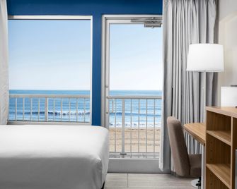 Spark by Hilton Virginia Beach Oceanfront - Virginia Beach - Bedroom