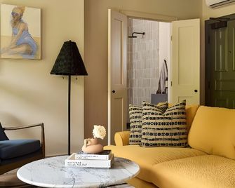 Anna and Bel - Filadelfia - Sala de estar