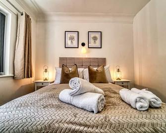Host & Stay - Chester House Retreat - Kidderminster - Dormitor