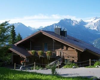 Ferienwohnung Chalet Häsi - Hasliberg - Building