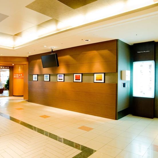 Front desk view of Sapporo Tokyu Rei Hotel