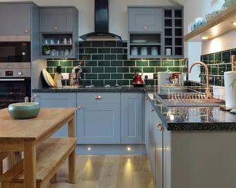 Howe Cottage - Laurencekirk - Kitchen