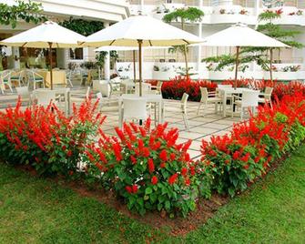 Grand Mutiara Hotel - Berastagi
