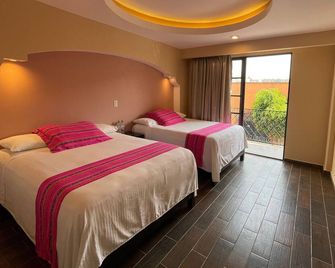 Hotel Real Catedral - Tula - Habitación