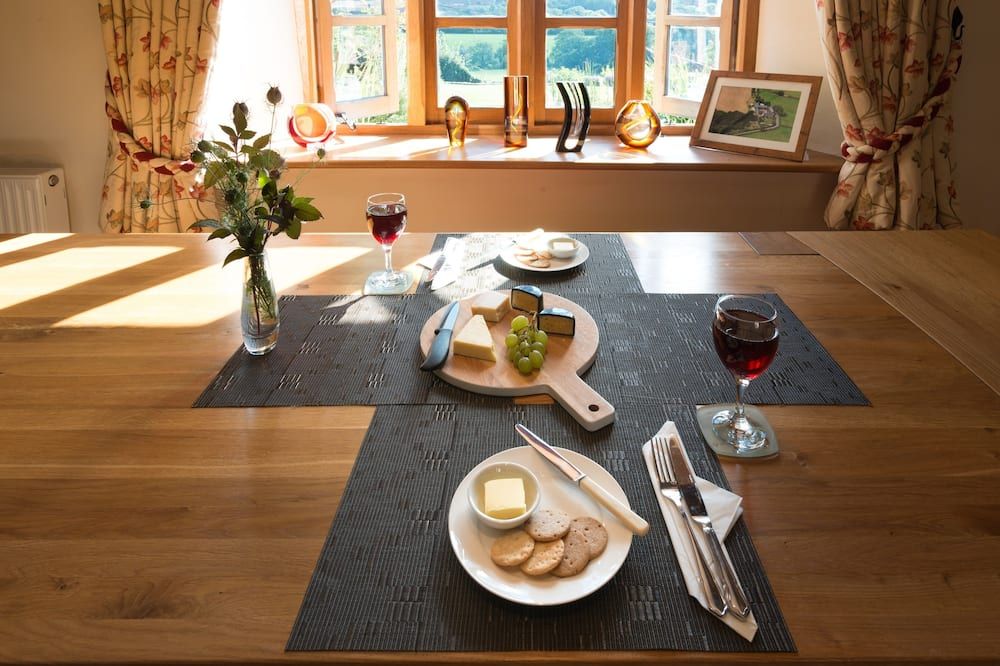 ذا أولد دايري آت بيشوبس بارتون - Wellington - غرفة طعام