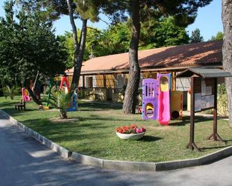 Green Garden Camping Village - Sirolo