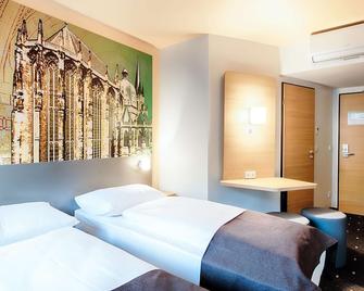 B&B Hotel Aachen-City - Aachen - Schlafzimmer