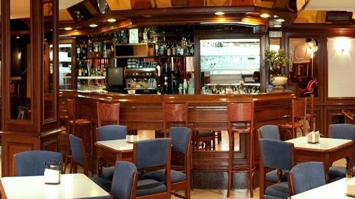 Hotel Serantes