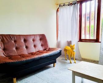 Hostal - Casa Rionegro - Rionegro - Wohnzimmer