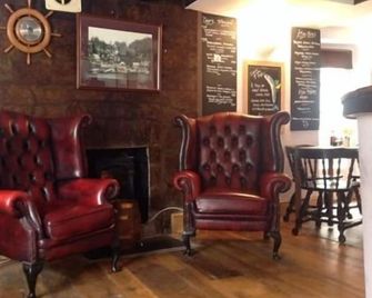 Safe Harbour Inn - Fowey - Lounge