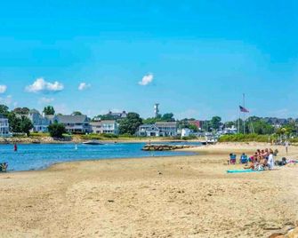 Cottage | 3 Min Walk to the Beach - Yarmouth - Beach