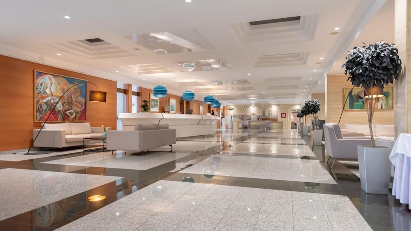 هوتل كولوفاري