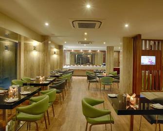 Hotel Arif Castles - Lucknow - Restaurante