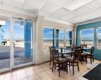 Econo Lodge Galveston Seawall - Galveston - Dining room