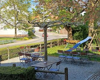 Landgasthof Adler - Illmensee - Патіо
