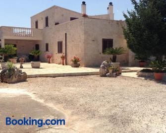 B&B Villa Grassi - Alberobello - Rakennus
