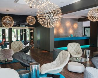 Motel One Berlin-Tiergarten - Berlin - Lounge