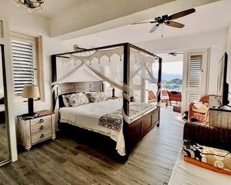 Reggae Villa Galleon Beach 2min walk - English Harbour - Bedroom