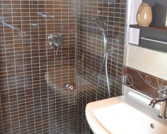 La Casetta - Dolceacqua - Bathroom