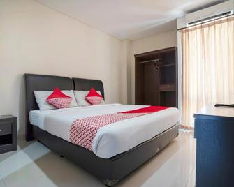 Anika Guest House - Kuta - Bedroom