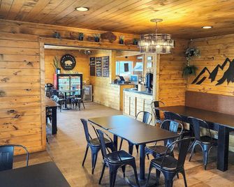 Blue Buffalo Resort - Island Park - Restaurant