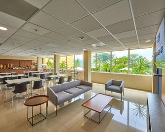 City Express by Marriott Tuxtla Gutierrez - Tuxtla Gutiérrez - Lobby