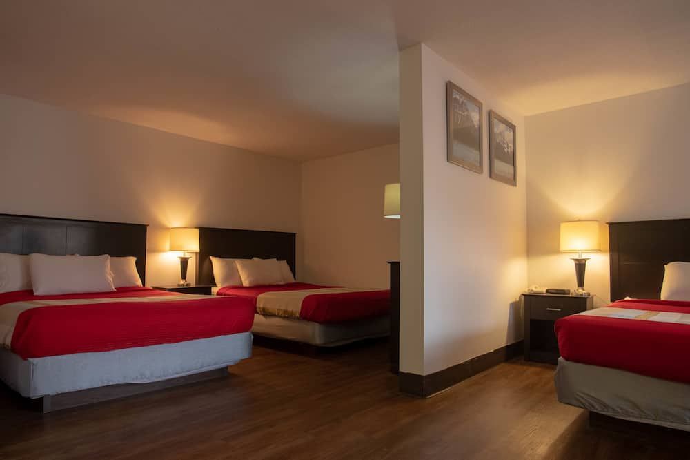 Best Budget Inn & Suites Kamloops - קאמלופס - חדר שינה