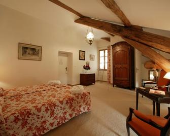 Le Manoir Saint Jean - Saint-Paul-d'Espis - Bedroom