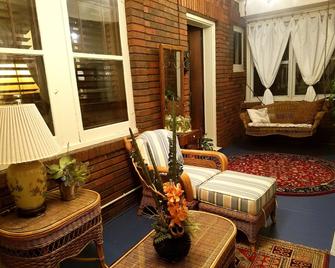 Rydell House - Spacious, Elegant Craftsman Style You Will Call Home - Superior - Patio