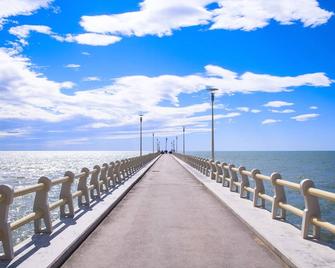 هوتل كيرتون - فورتي ديي مارمي - شاطئ