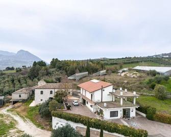Antico Borgo Perrotta - Tripla - Benevento
