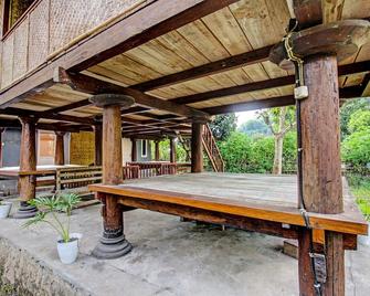 OYO 91830 Hotel Gemilang 2 - Sembalunlawang - Patio