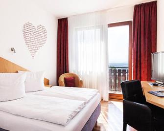 Hotel Restaurant Kaiser Superior - Herrenberg - Bedroom