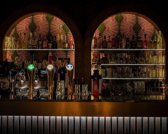 Room4 - Maurik - Bar