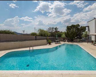 Tombstone Lookout Lodge, SureStay Collection by Best Western - Tombstone - Basen