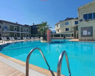 Sapanca Aqua Wellness Spa Hotel - Sapanca - Bazén