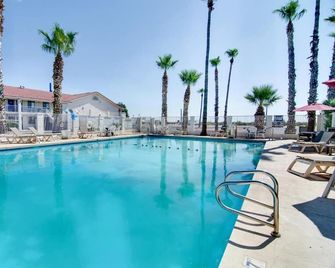 Motel 6 Eloy, Az - Casa Grande - Eloy - Zwembad