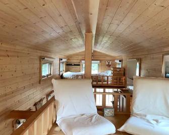 Tiny House Organic Farm Stay - Shelton