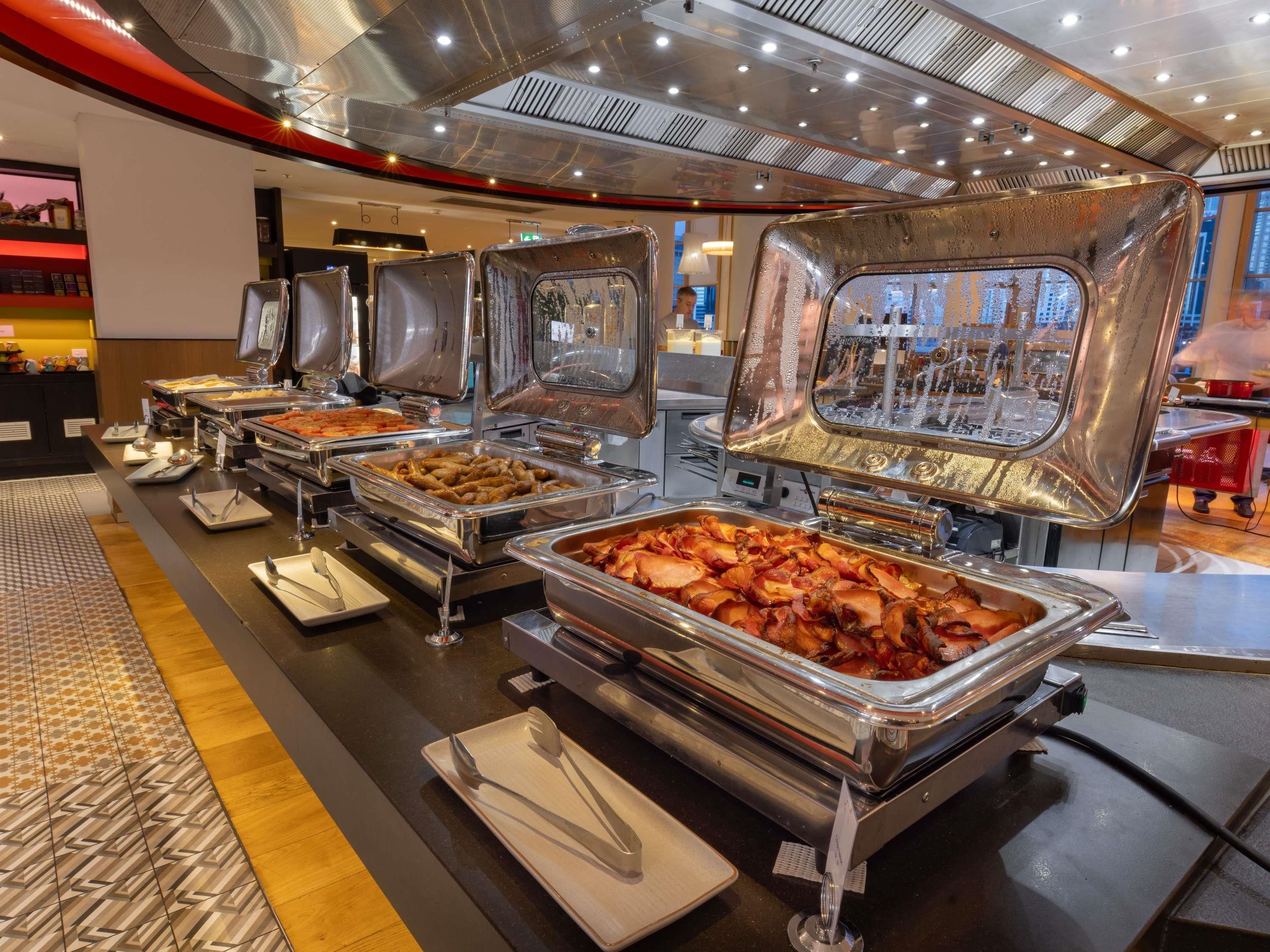 Novotel Sydney on Darling Harbour - Sydney - Buffet