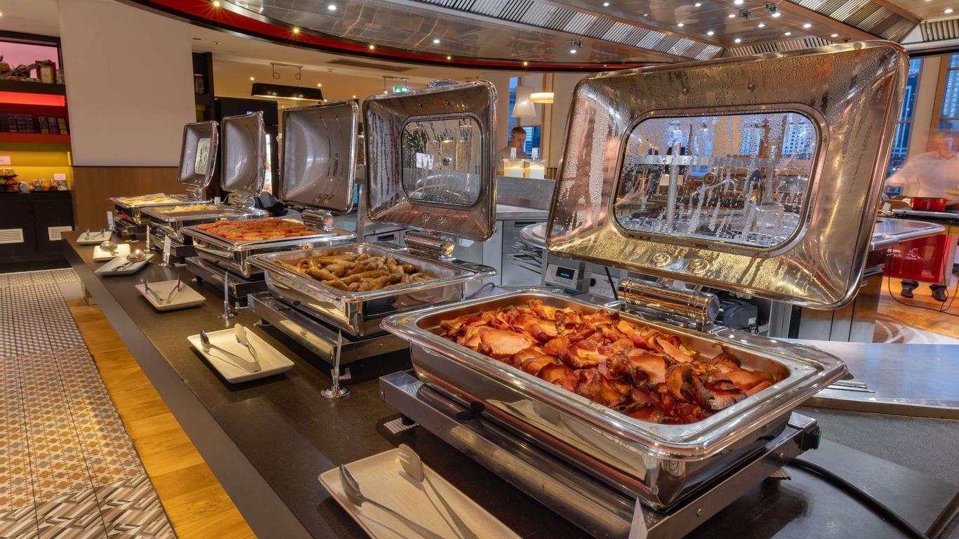 Novotel Sydney on Darling Harbour