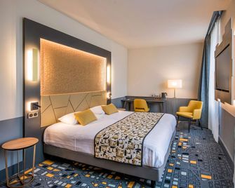 Mercure Rodez Cathédrale &Résidence managed by Mercure Rodez - Rodez - Quarto
