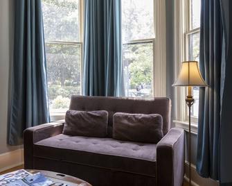 Foley House Inn - Savannah - Stue