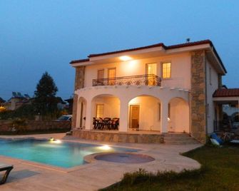 Villa 5 Bedroom Quiet location. Mountain View’s. Great prices for2025. - Dalyan (Mugla) - Pool