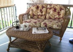 A Relaxing Romantic Getaway in the Heart of Cajun Country - Abbeville - Salon
