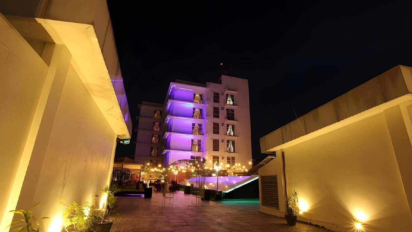 Maestro Hotel Pontianak