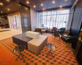 ibis Yaroslavl Center - Yaroslavl - Lounge