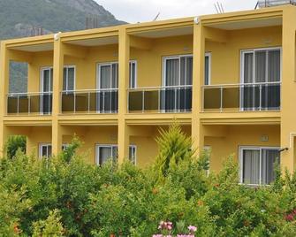 Narcicegi Otel - Adrasan - Building