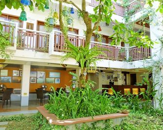Agos Boracay Rooms + Beds - Boracay